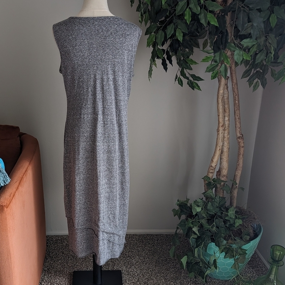 mercer & madison Sleeveless Gray Shift Dress Size M - Picture 4 of 13